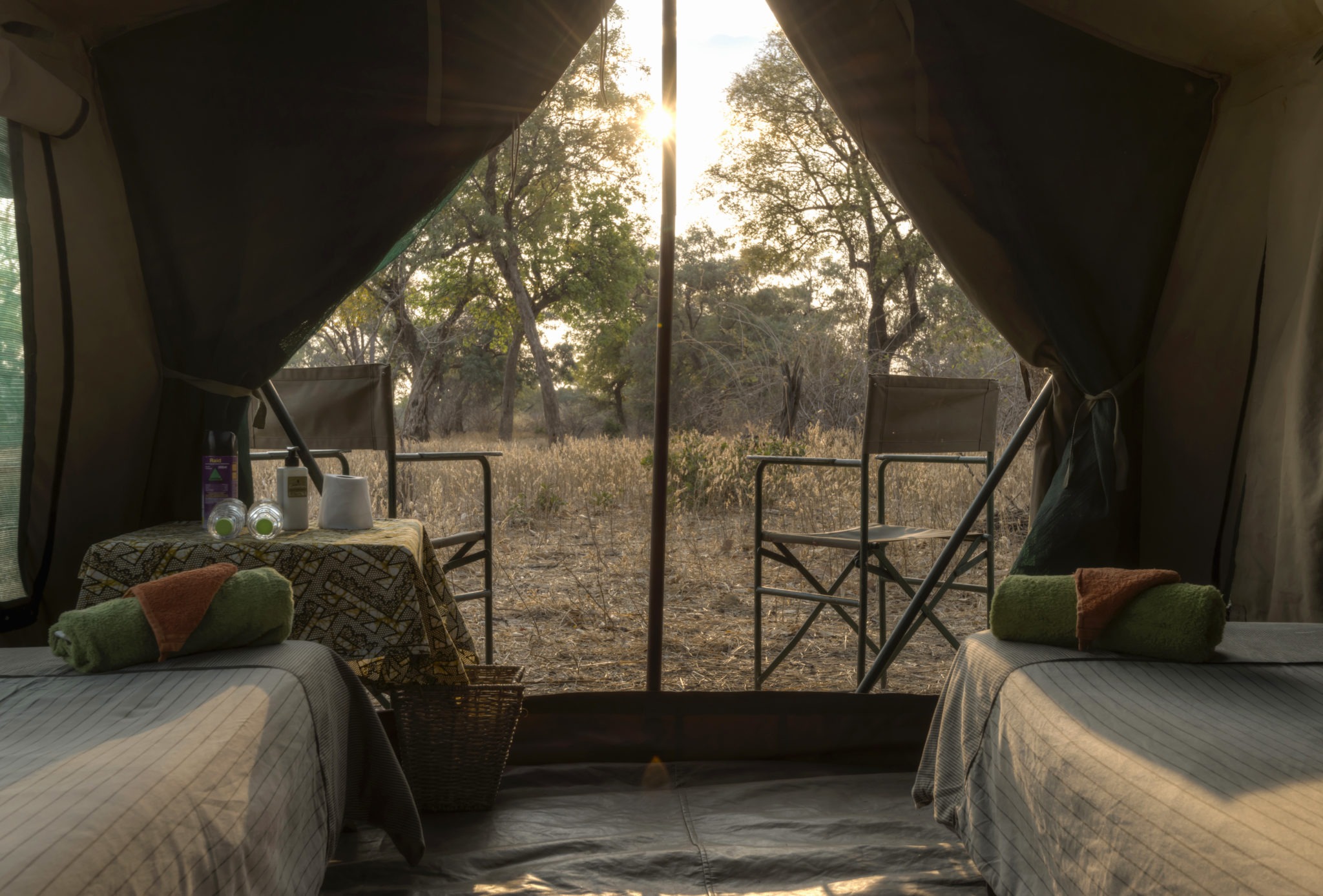 camp chitake mana pools bed view